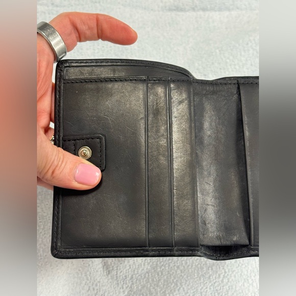 Coach Black Leather Bi-Fold Wallet - Picture 6 of 10